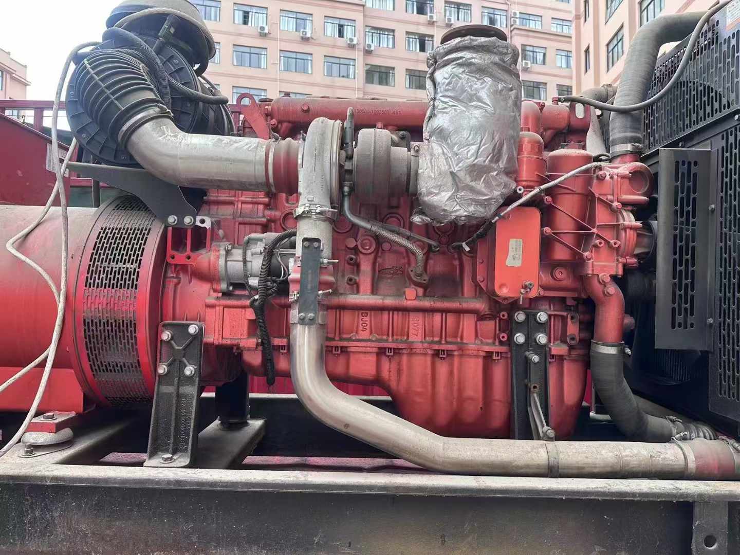 双柏如何选择适合 600kW 柴油发电机组的过载保护器？